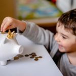 zabawka edukacyjna dla dzieci ucząca oszczędności